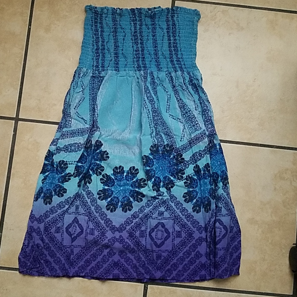 Strapless top/ bikini cover